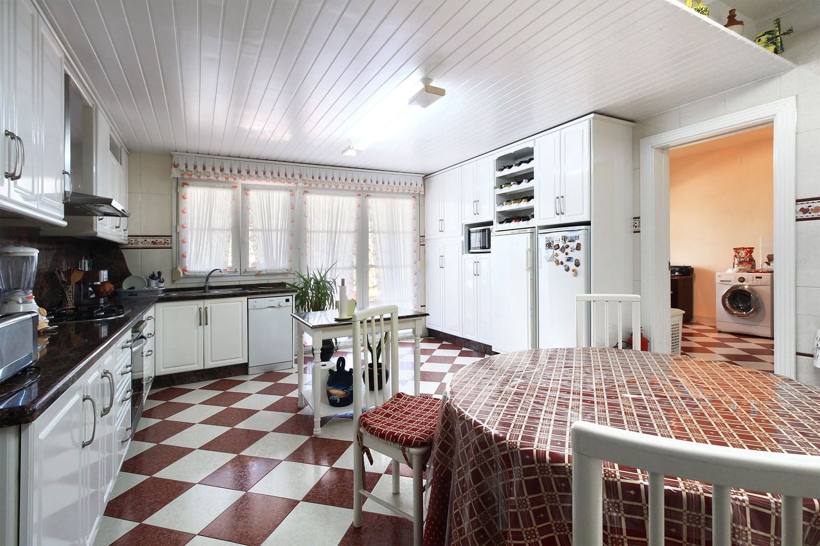 4 soverom Villa til salgs i Albacete by med svømmebasseng garasje - € 650 000 (Ref: 8585220)