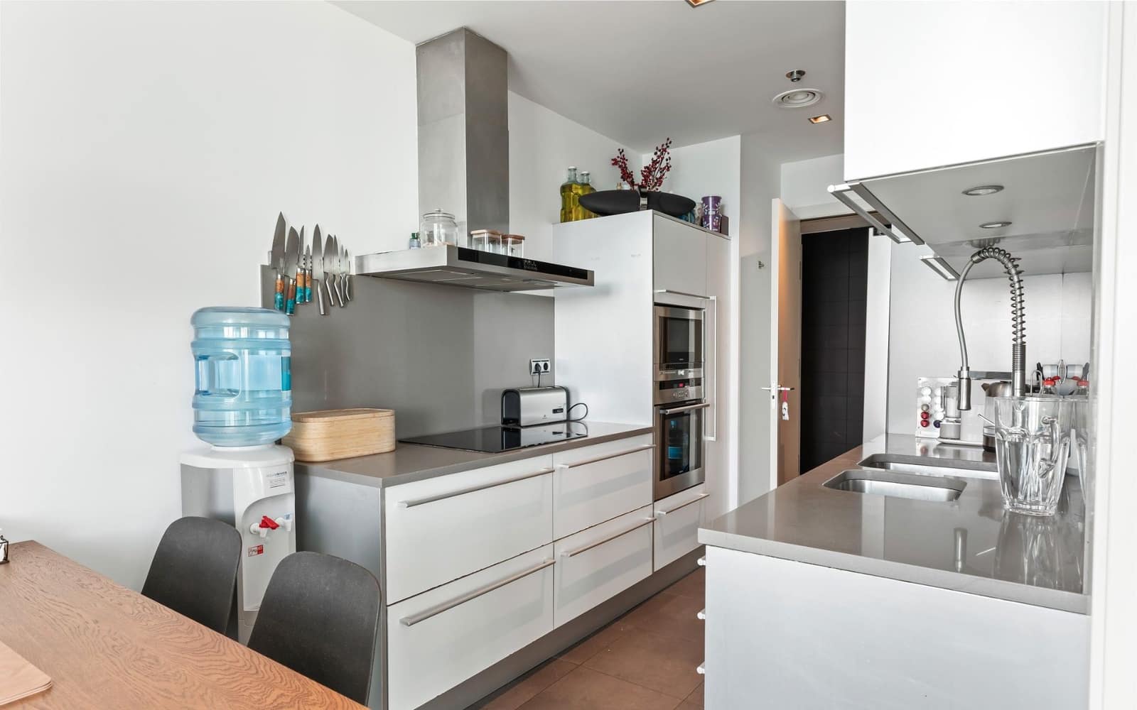 3 soveværelse Lejlighed til salg i Barcelona by med swimmingpool garage - € 1.690.000 (Ref: 8585227)