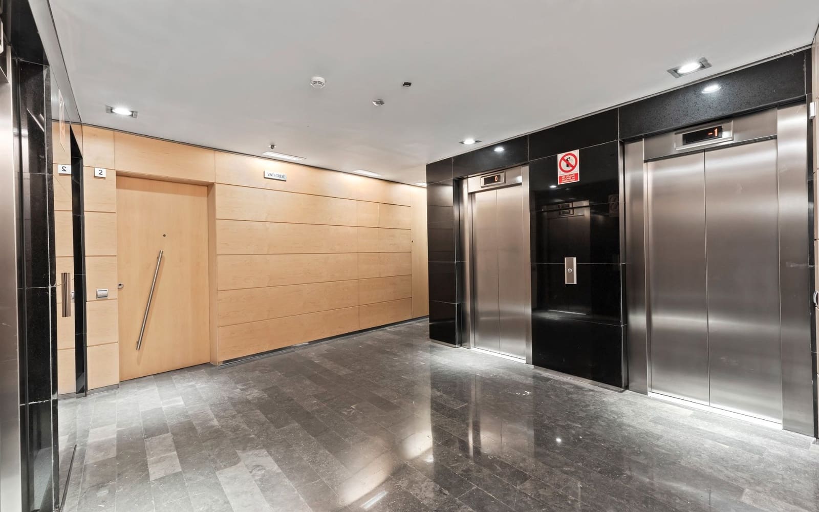 3 soveværelse Lejlighed til salg i Barcelona by med swimmingpool garage - € 1.690.000 (Ref: 8585227)