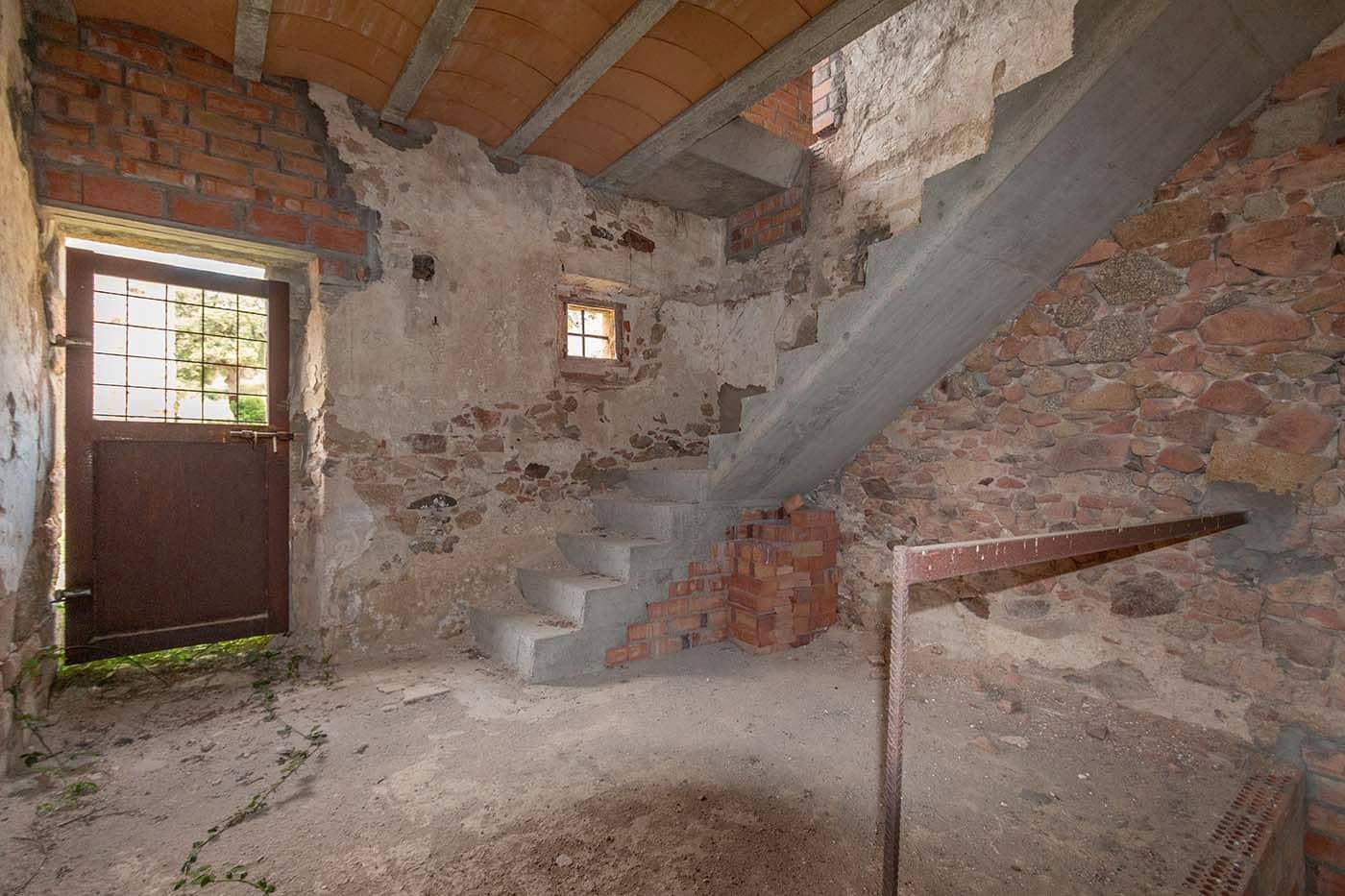 8 soveværelse Finca/Landehus til salg i Cruilles Monells i Sant Sadurni de I'Heura - € 1.000.000 (Ref: 8585235)