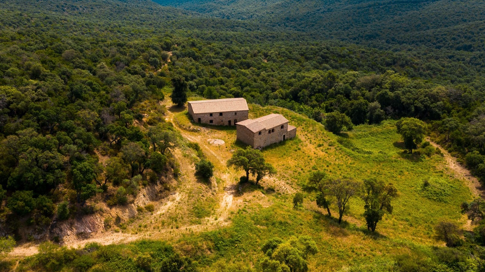 8 soveværelse Finca/Landehus til salg i Cruilles Monells i Sant Sadurni de I'Heura - € 1.000.000 (Ref: 8585235)