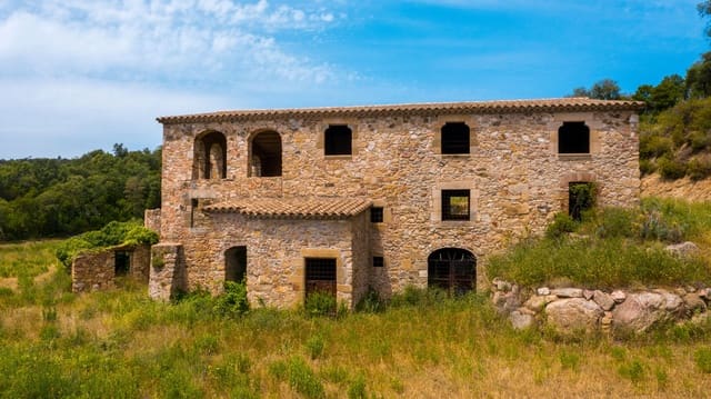 8 camera da letto Finca/Casa di Campagna in vendita in Cruïlles Monells i Sant Sadurní de I'Heura - 1.000.000 € (Rif: 8585235)