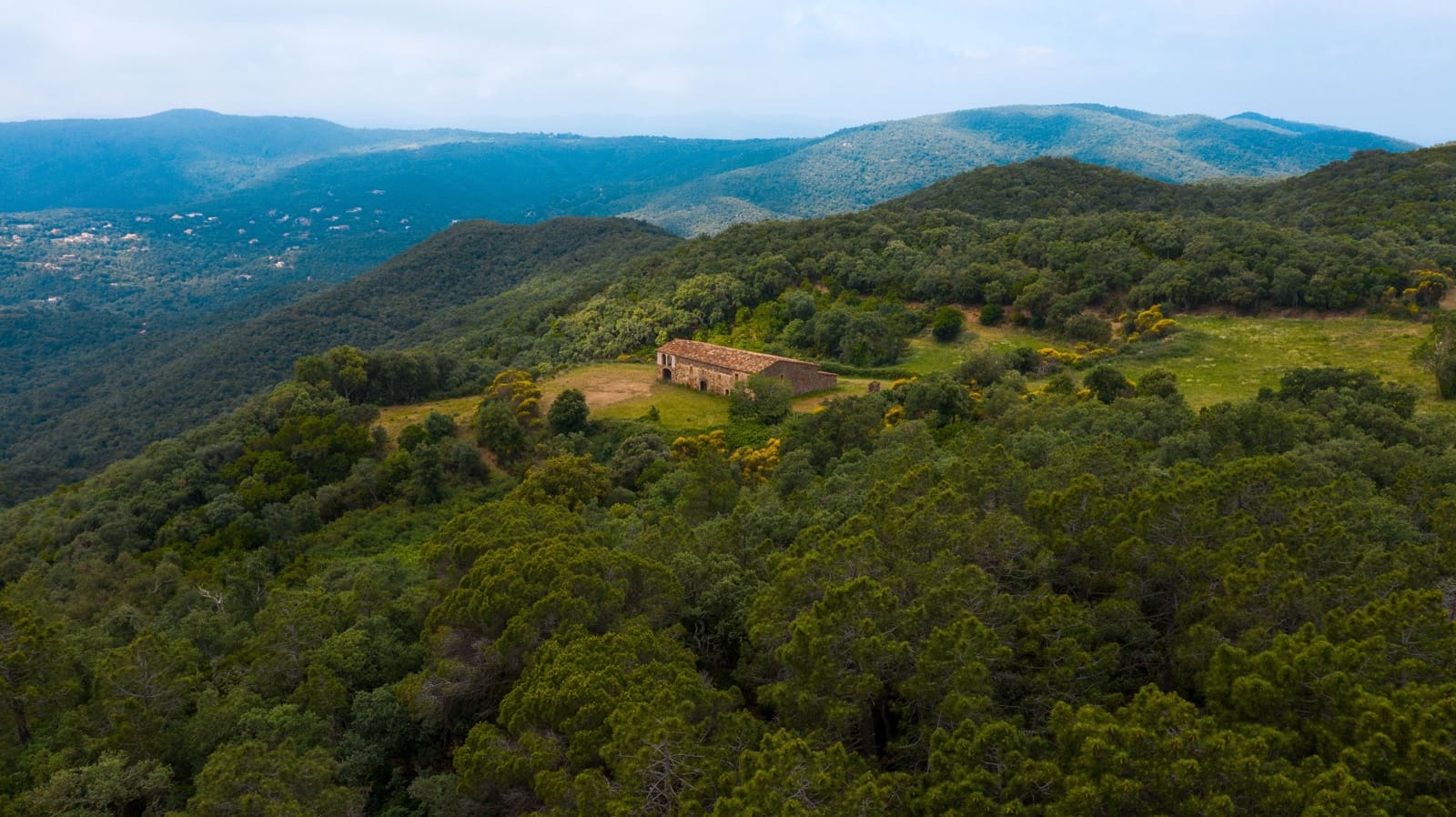 5 soveværelse Finca/Landehus til salg i Cruilles Monells i Sant Sadurni de I'Heura med garage - € 900.000 (Ref: 8585236)