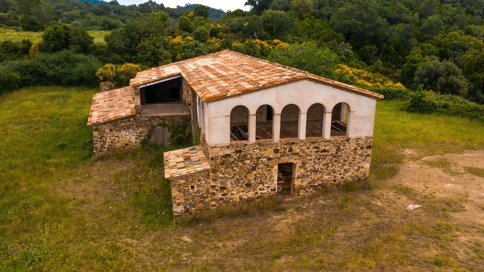 5 soveværelse Finca/Landehus til salg i Cruilles Monells i Sant Sadurni de I'Heura med garage - € 900.000 (Ref: 8585236)