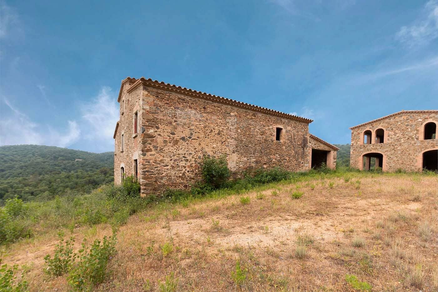 6 soveværelse Finca/Landehus til salg i Cruilles Monells i Sant Sadurni de I'Heura med garage - € 1.050.000 (Ref: 8585237)