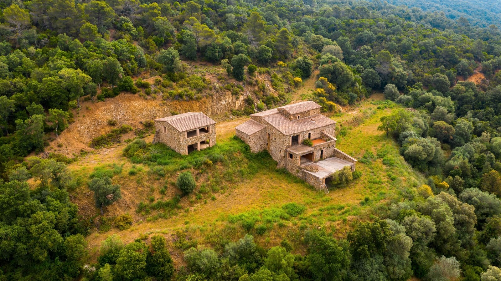 6 soveværelse Finca/Landehus til salg i Cruilles Monells i Sant Sadurni de I'Heura med garage - € 1.050.000 (Ref: 8585237)