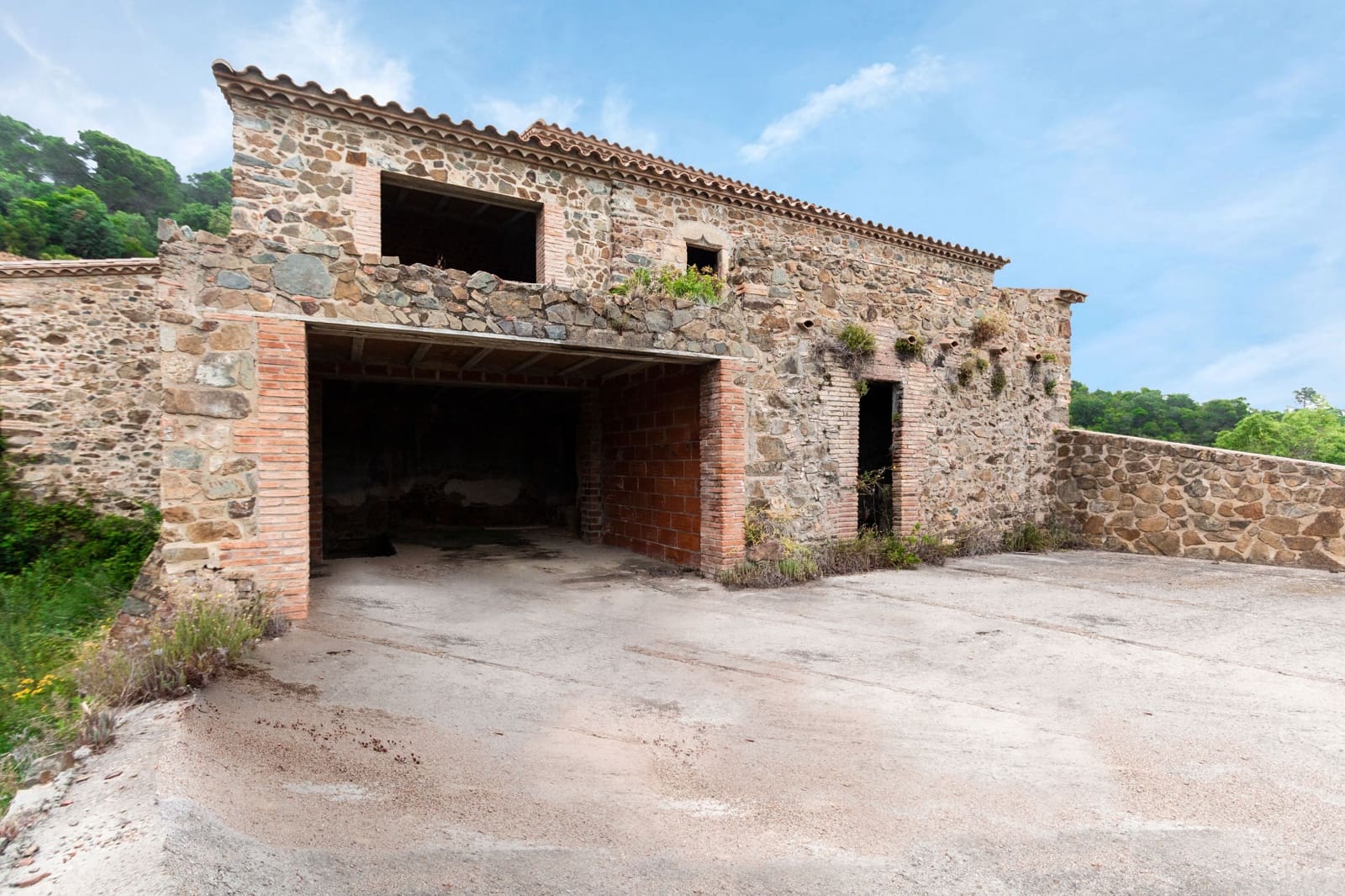 6 soveværelse Finca/Landehus til salg i Cruilles Monells i Sant Sadurni de I'Heura med garage - € 1.050.000 (Ref: 8585237)