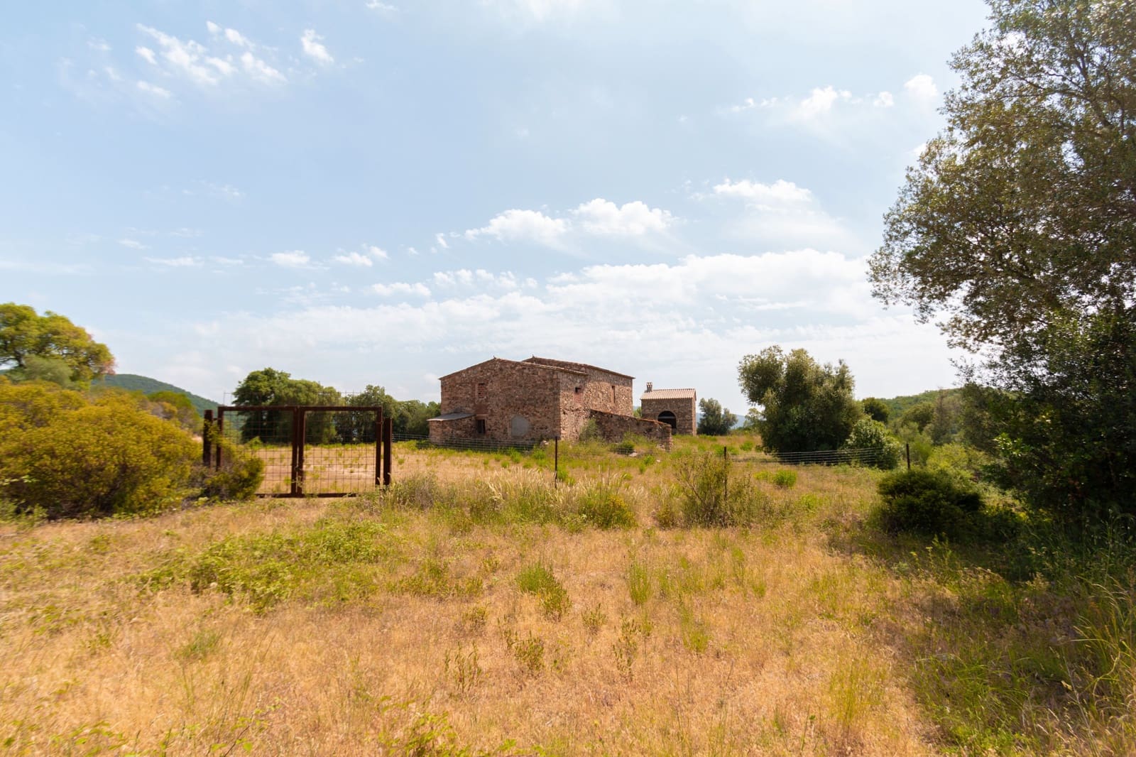 5 sovrum Finca/Hus på landet till salu i Cruilles Monells i Sant Sadurni de I'Heura med garage - 475 000 € (Ref: 8585238)