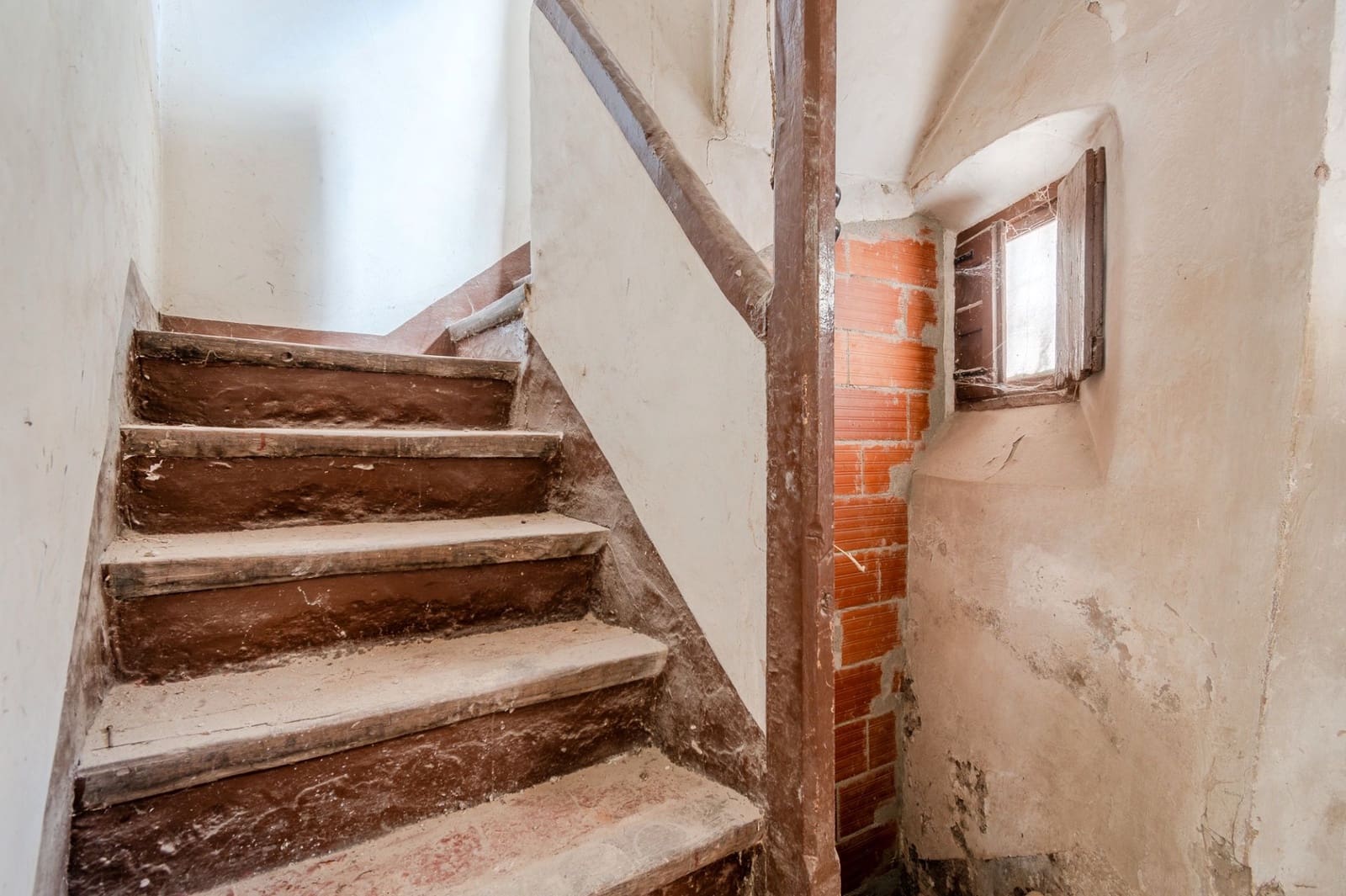 5 soveværelse Erhverv til salg i Camprodon - € 260.000 (Ref: 8585242)