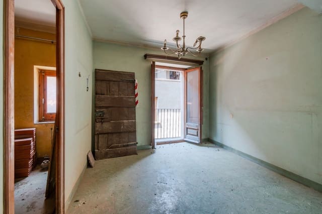 5 soveværelse Erhverv til salg i Camprodon - € 260.000 (Ref: 8585242)