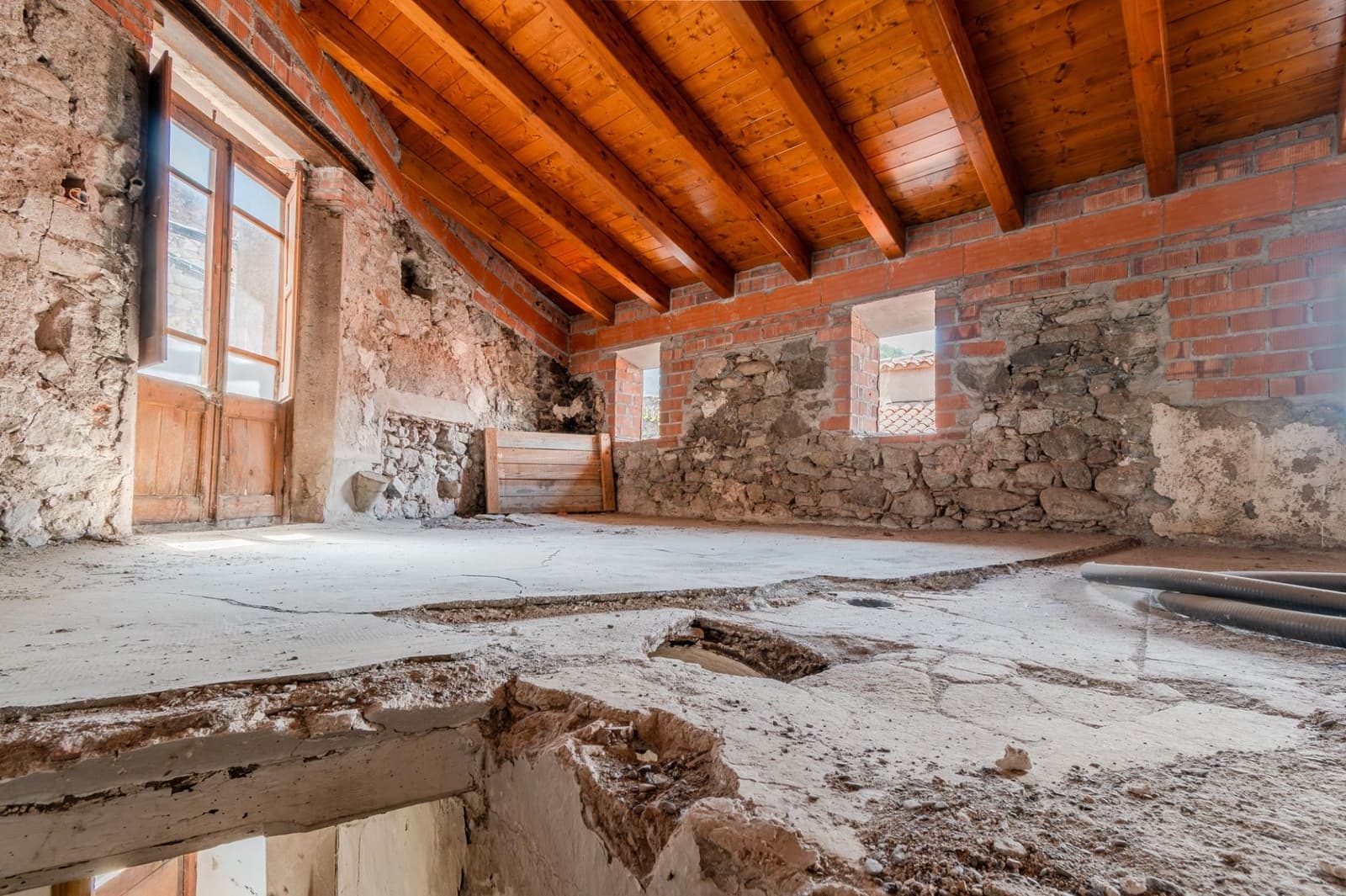 5 soveværelse Erhverv til salg i Camprodon - € 260.000 (Ref: 8585242)