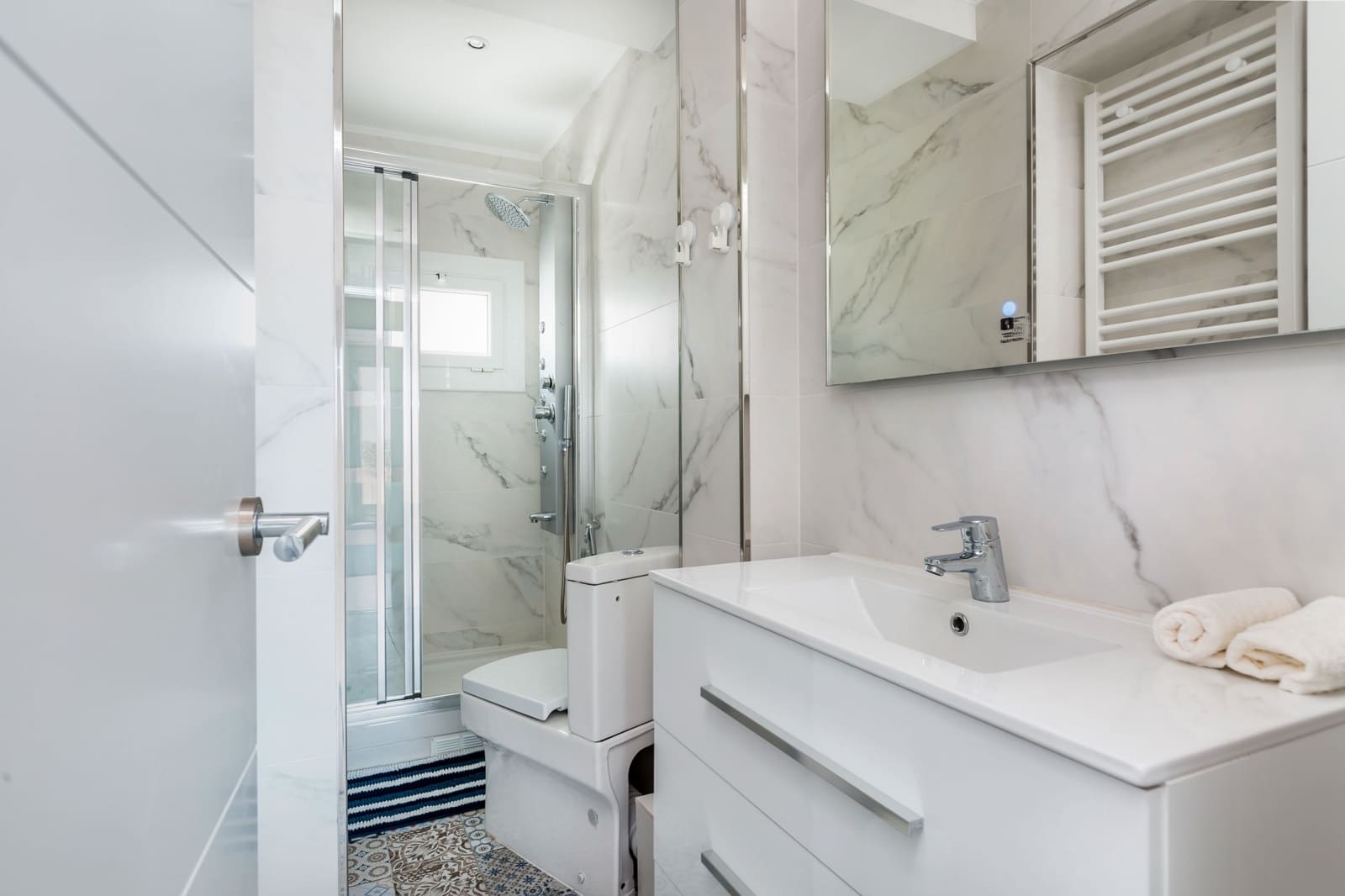 3 slaapkamer Flat te koop in Barcelona stad - € 610.000 (Ref: 8585256)