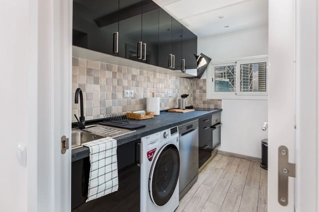 3 soverom Leilighet til salgs i La Barceloneta, Barcelona by - € 610 000 (Ref: 8585256)