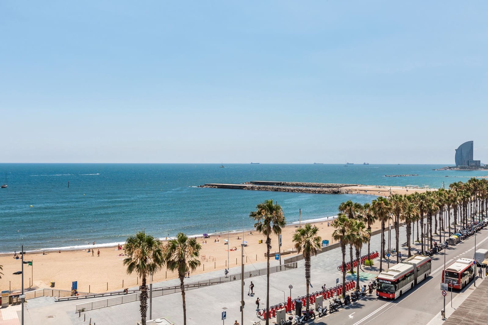 3 slaapkamer Flat te koop in Barcelona stad - € 610.000 (Ref: 8585256)