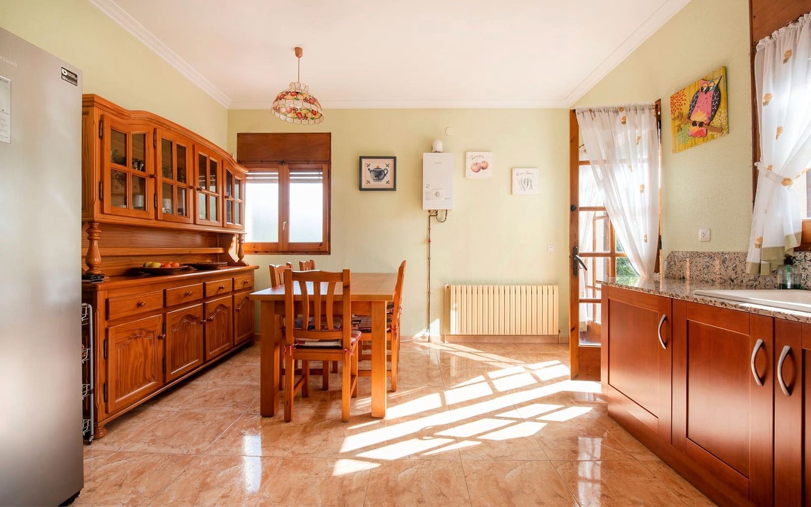 5 soveværelse Villa til salg i Sant Fost de Campsentelles med garage - € 570.000 (Ref: 8598374)