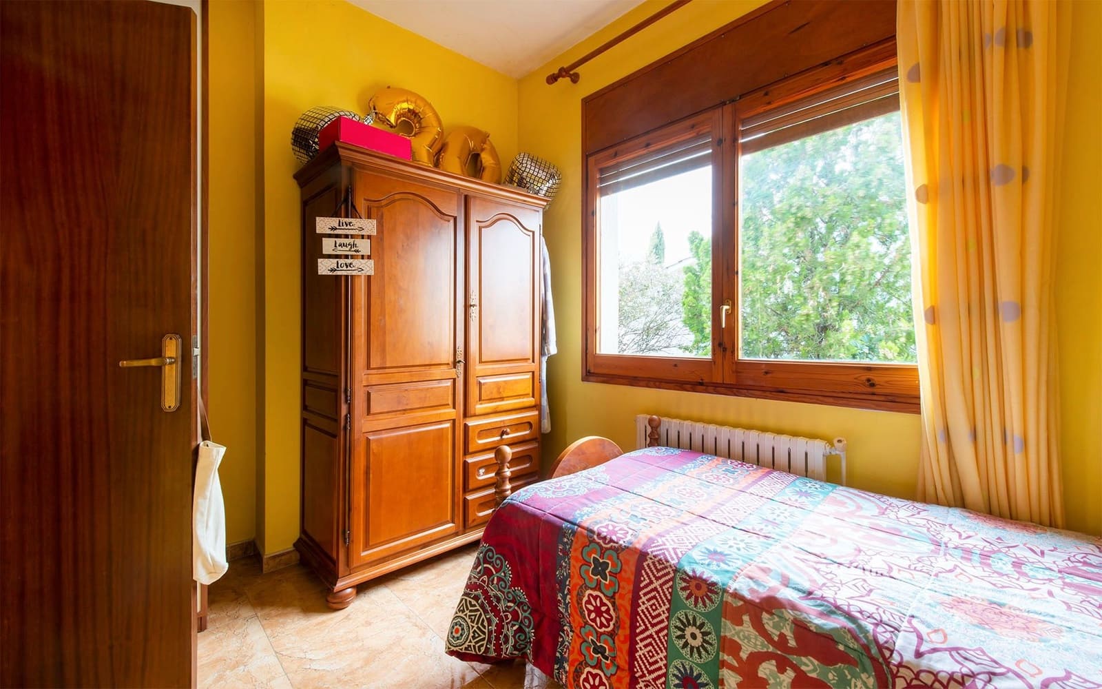 5 soveværelse Villa til salg i Sant Fost de Campsentelles med garage - € 570.000 (Ref: 8598374)