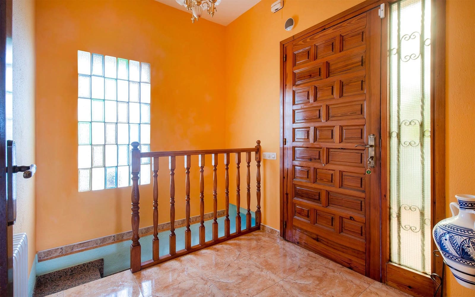 5 soveværelse Villa til salg i Sant Fost de Campsentelles med garage - € 570.000 (Ref: 8598374)