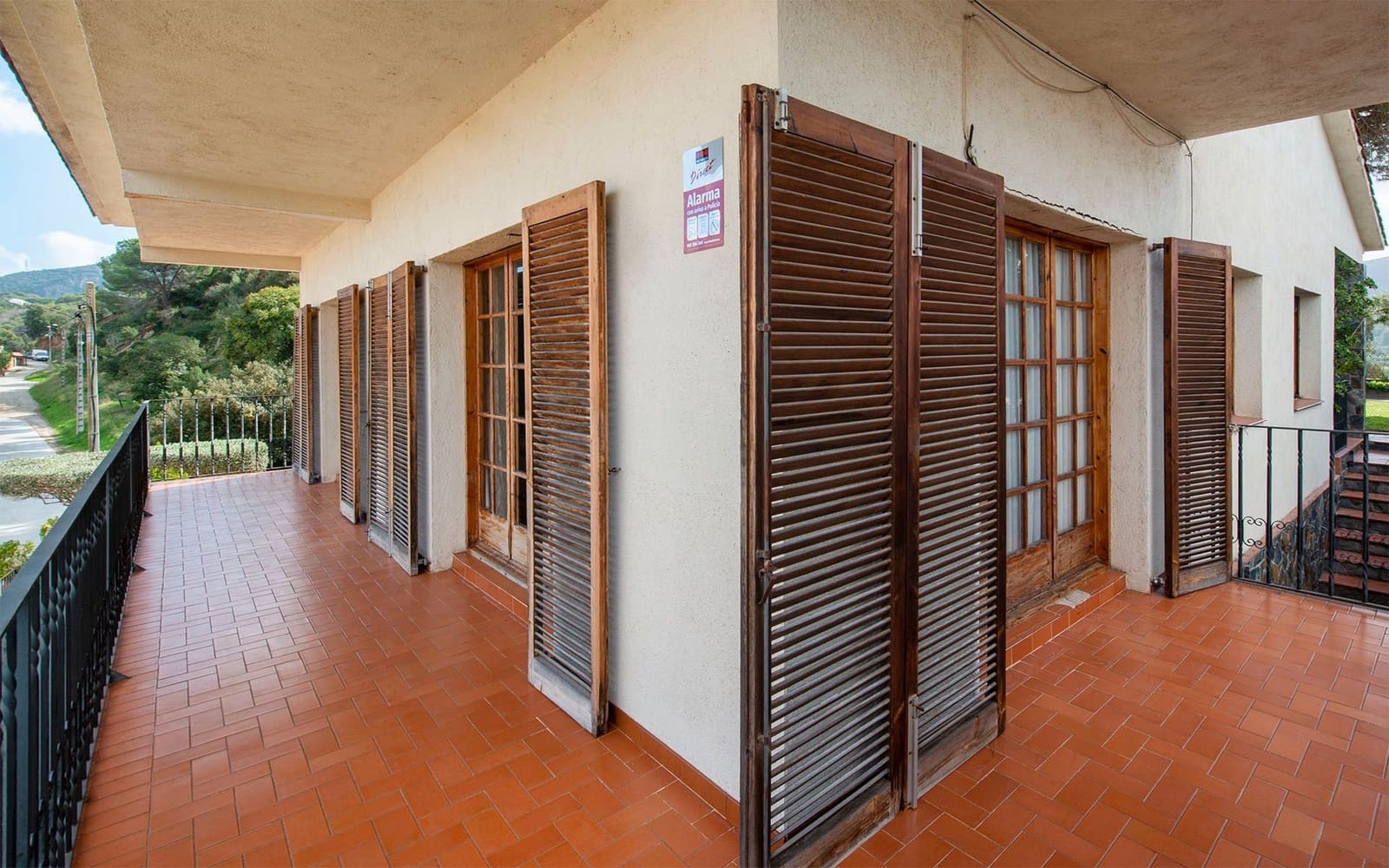 5 soveværelse Villa til salg i Sant Fost de Campsentelles med garage - € 570.000 (Ref: 8598374)