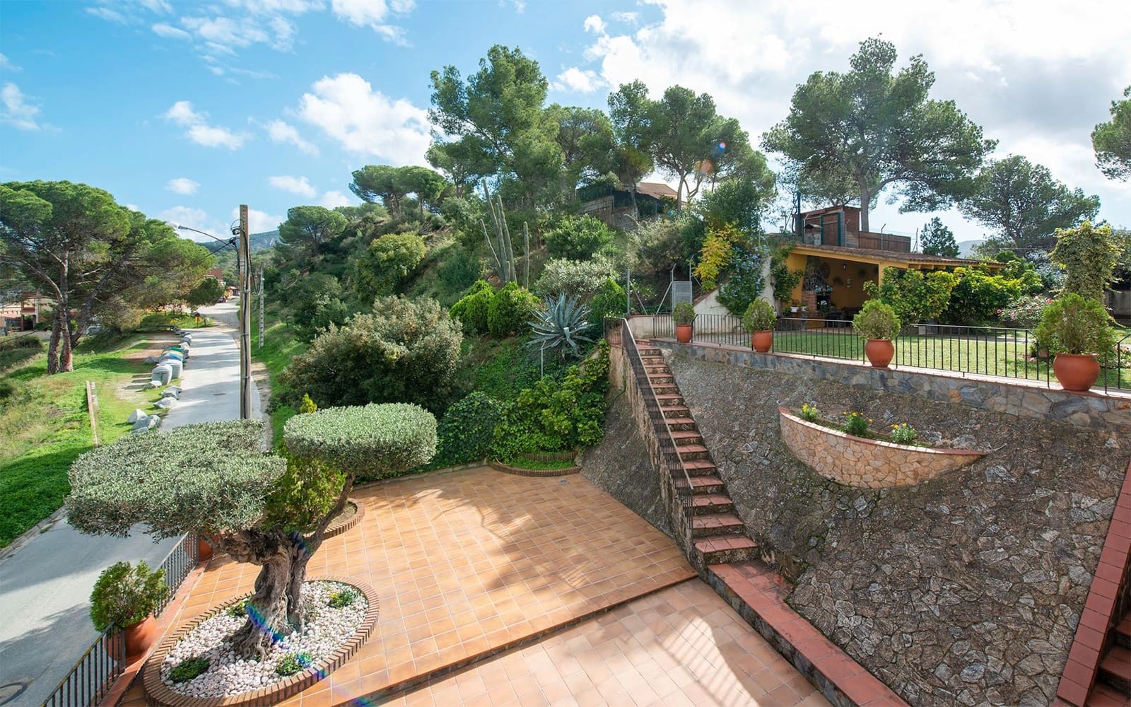 5 soveværelse Villa til salg i Sant Fost de Campsentelles med garage - € 570.000 (Ref: 8598374)