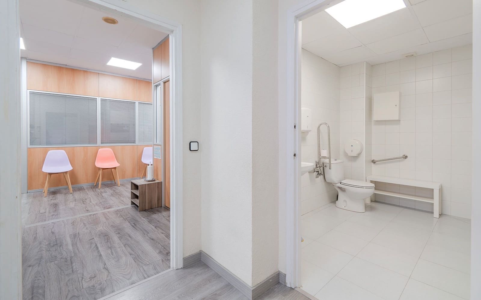 Commercial for sale in Girona city - € 230,000 (Ref: 8602695)