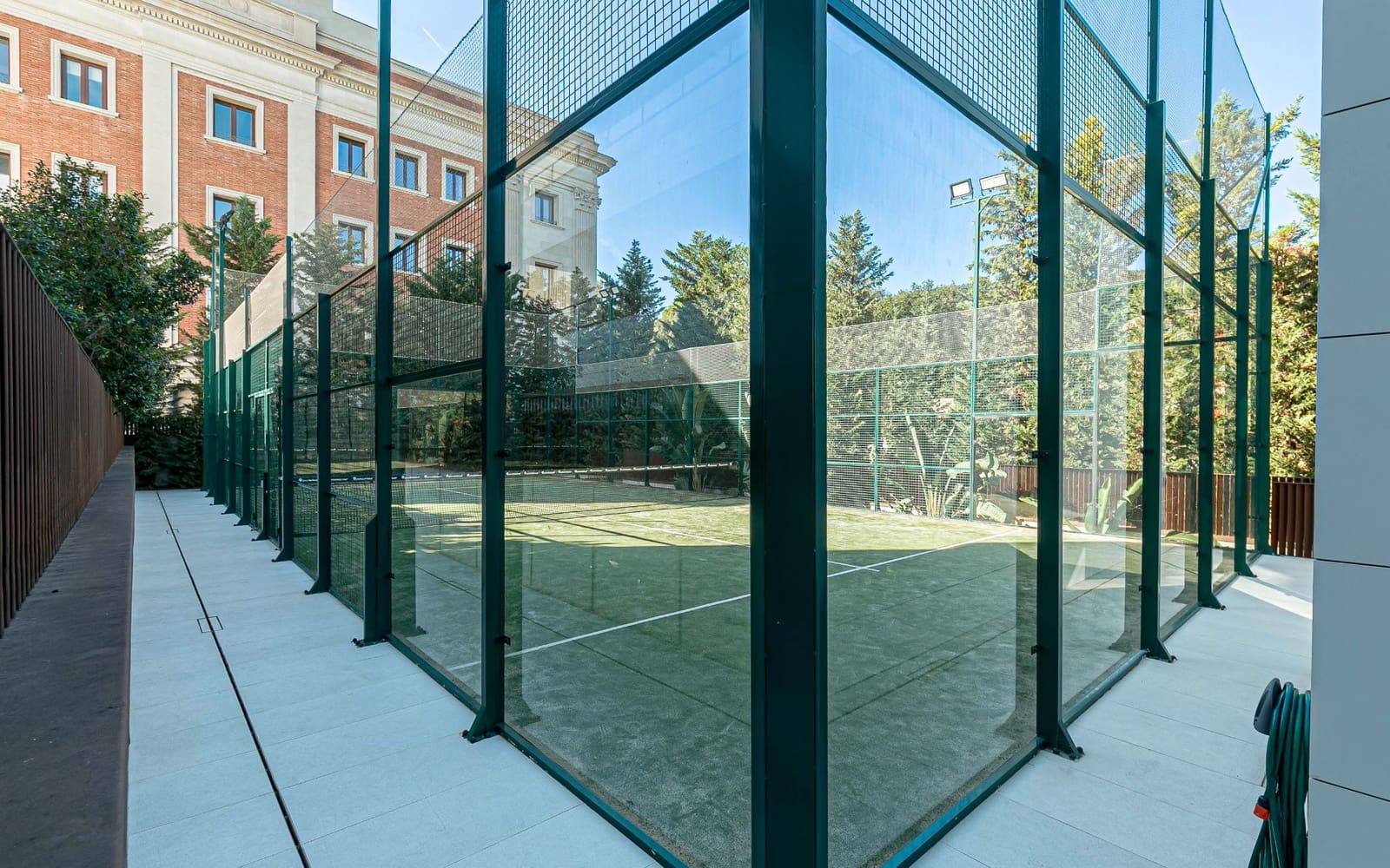 2 sypialnia Mieszkanie na sprzedaż w Miasto Barcelona z basenem garażem - 2 490 000 € (Ref: 8611431)