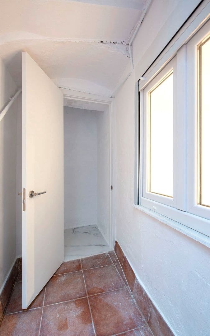 1 soverom Leilighet til salgs i Barcelona by - € 160 000 (Ref: 8633386)