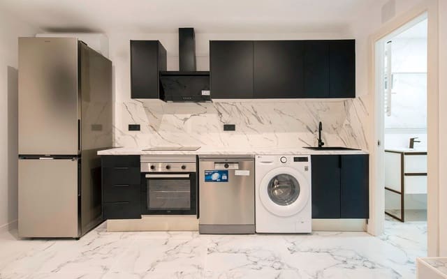 1 chambre Appartement à vendre à El Poble Sec, Barcelone ville - 160 000 € (Ref: 8633386)