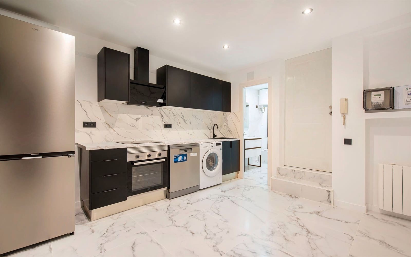 1 soverom Leilighet til salgs i Barcelona by - € 160 000 (Ref: 8633386)