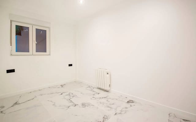 1 chambre Appartement à vendre à El Poble Sec, Barcelone ville - 160 000 € (Ref: 8633386)