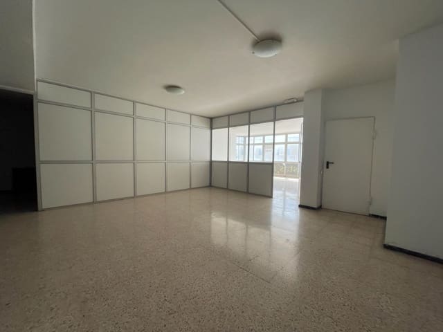 Kontor til leie i Santa Lucía de Tirajana - € 800 (Ref: 8633597)
