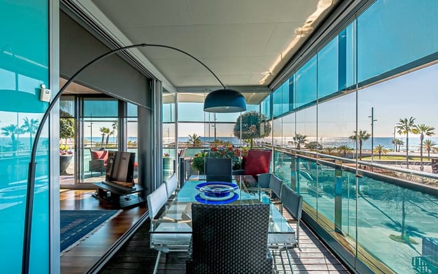 3 soveværelse Lejlighed til salg i Diagonal Mar i El Front Marítim del Poblenou, Barcelona by med swimmingpool garage - € 1.650.000 (Ref: 8635062)