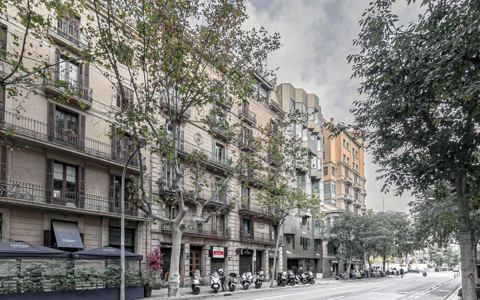 3 soveværelse Lejlighed til salg i Barcelona by - € 720.000 (Ref: 8643615)