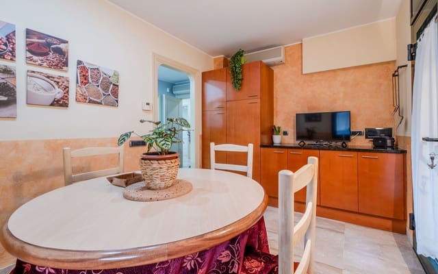 4 bedroom Villa for sale in La Bisbal d'Empordà with pool garage - € 540,000 (Ref: 8682029)