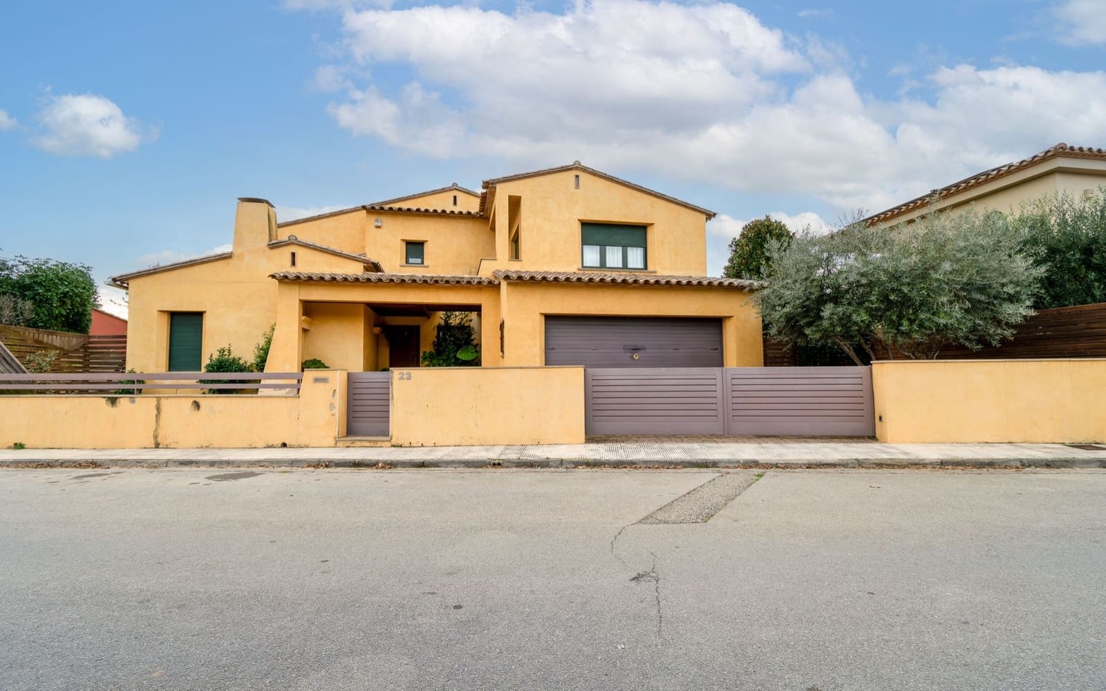 4 bedroom Villa for sale in La Bisbal d'Emporda with pool garage - € 540,000 (Ref: 8682029)