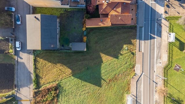 Terrain à Bâtir à vendre à Sant Pau de Segúries - 85 000 € (Ref: 8685480)