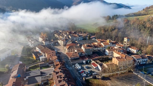 Terrain à Bâtir à vendre à Sant Pau de Segúries - 85 000 € (Ref: 8685585)