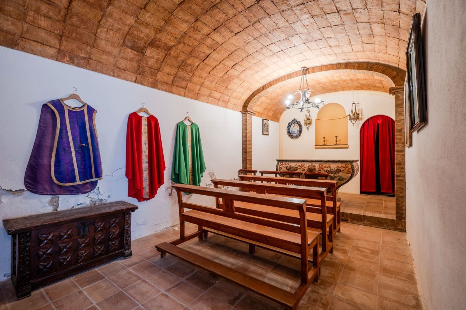 12 sypialnia Finka/Dom wiejski na sprzedaż w Roses z basenem garażem - 2 800 000 € (Ref: 8690315)