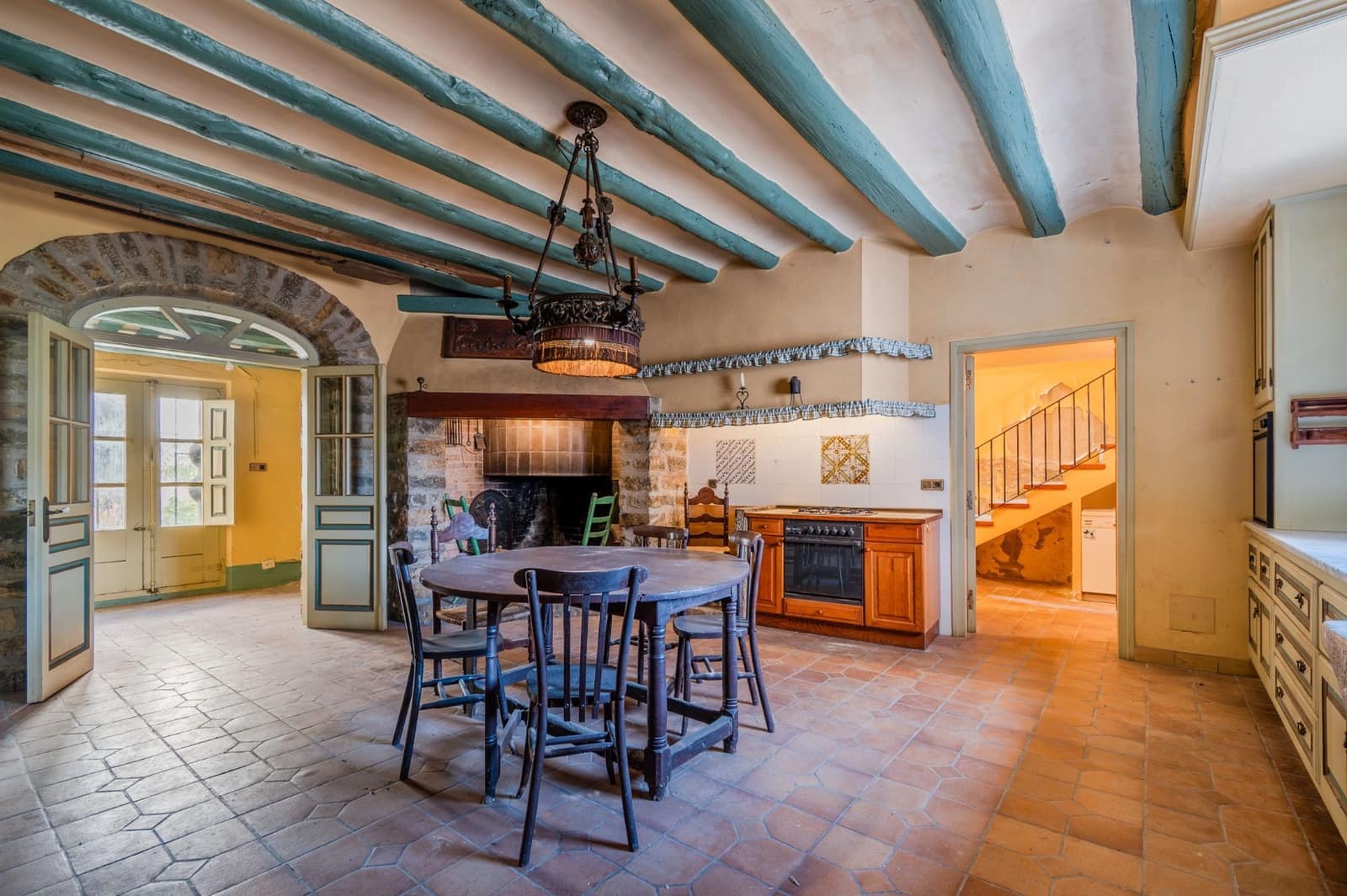 12 sypialnia Finka/Dom wiejski na sprzedaż w Roses z basenem garażem - 2 800 000 € (Ref: 8690315)