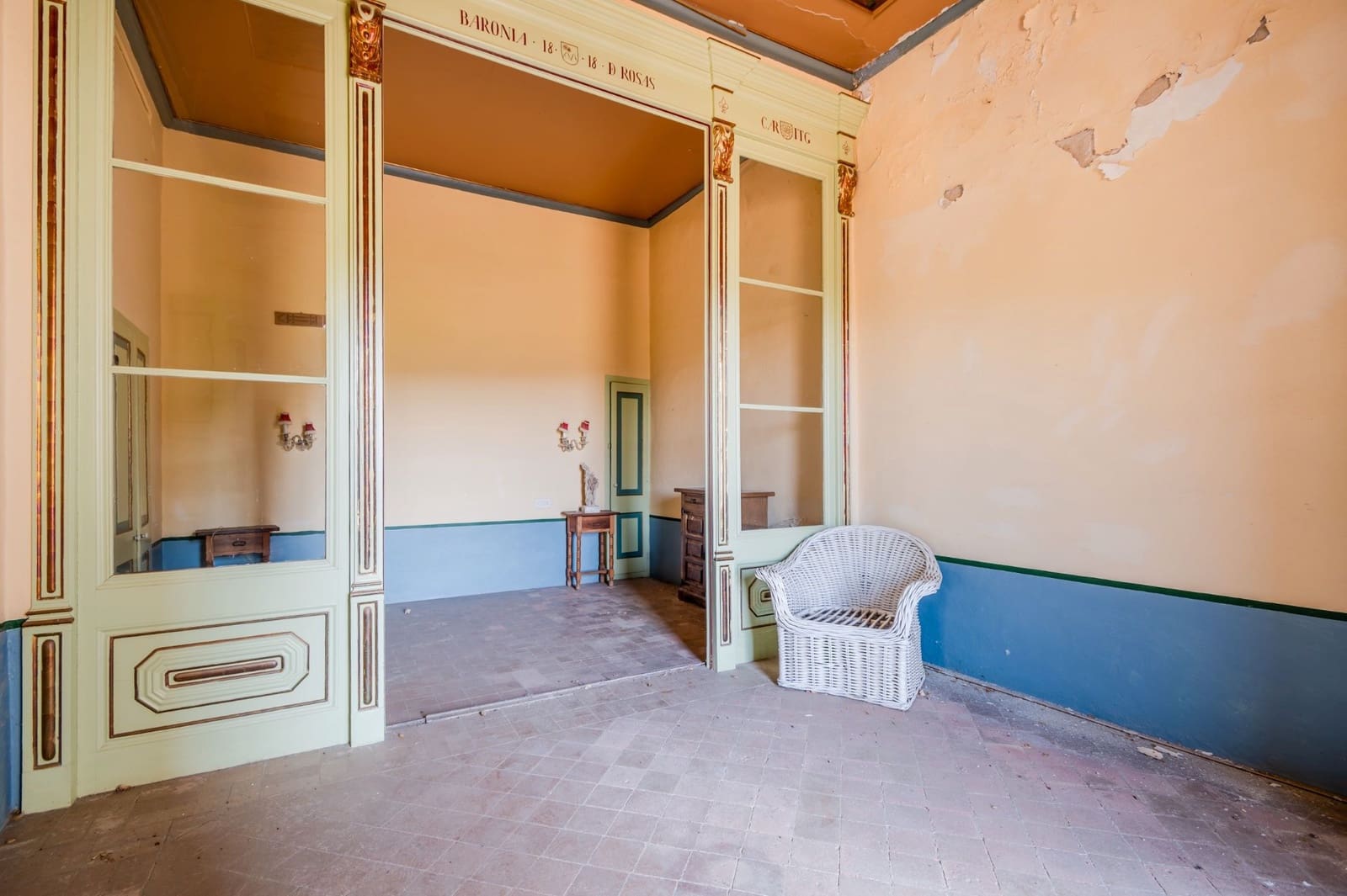 12 sypialnia Finka/Dom wiejski na sprzedaż w Roses z basenem garażem - 2 800 000 € (Ref: 8690315)