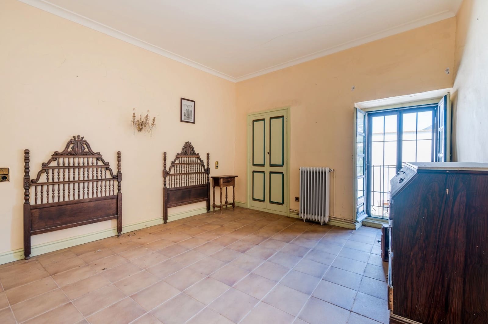 12 sypialnia Finka/Dom wiejski na sprzedaż w Roses z basenem garażem - 2 800 000 € (Ref: 8690315)