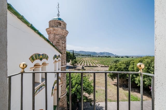 12 soveværelse Finca/Landehus til salg i Roses med swimmingpool garage - € 2.800.000 (Ref: 8690315)