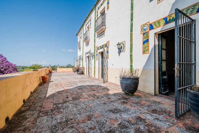 12 soveværelse Finca/Landehus til salg i Roses med swimmingpool garage - € 2.800.000 (Ref: 8690315)