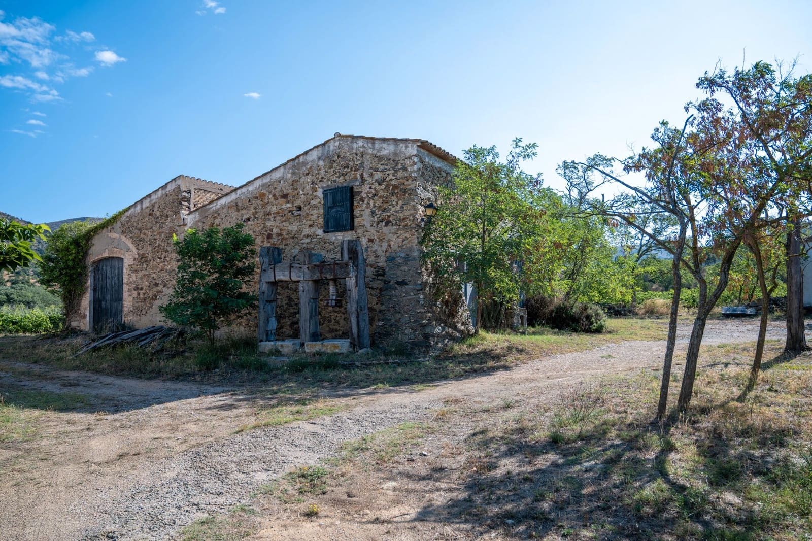 12 sypialnia Finka/Dom wiejski na sprzedaż w Roses z basenem garażem - 2 800 000 € (Ref: 8690315)