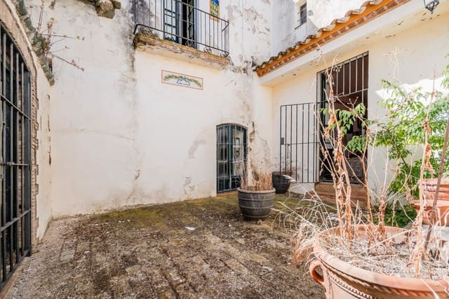 12 soveværelse Finca/Landehus til salg i Roses med swimmingpool garage - € 2.800.000 (Ref: 8690315)