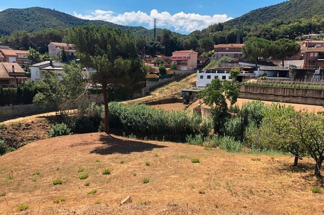 Tomt till salu i Montornès del Vallès - 200 000 € (Ref: 8785687)