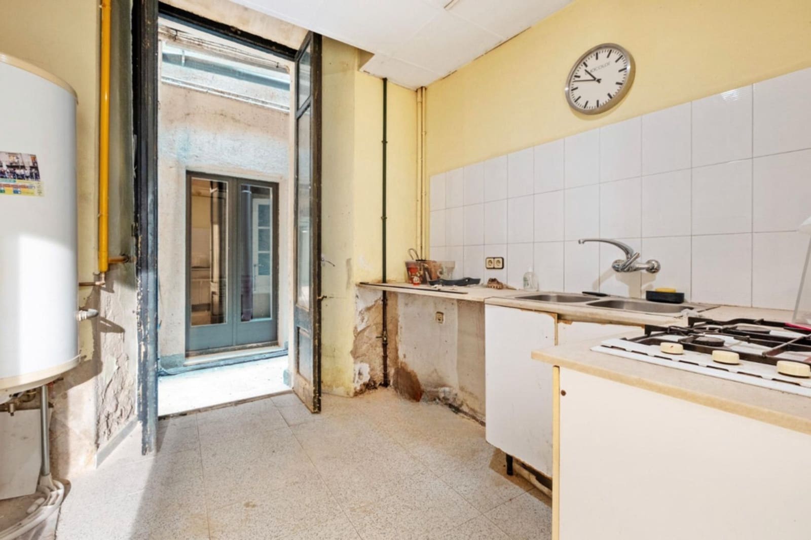 6 slaapkamer Flat te koop in Gerona stad - € 546.000 (Ref: 8802512)