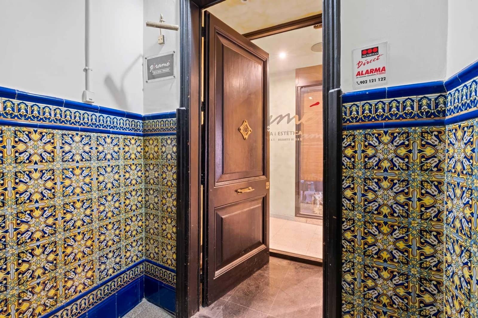 6 slaapkamer Flat te koop in Gerona stad - € 546.000 (Ref: 8802512)