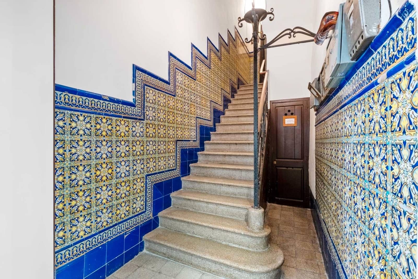 6 slaapkamer Flat te koop in Gerona stad - € 546.000 (Ref: 8802512)