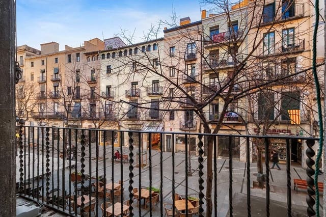3 soveværelse Lejlighed til salg i Girona by - € 546.000 (Ref: 8802512)