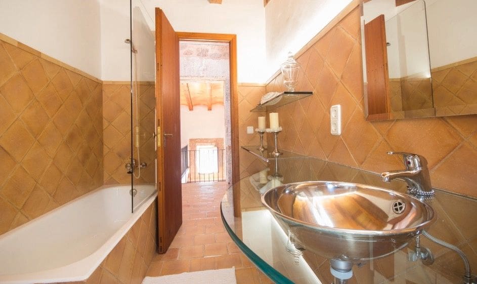 4 slaapkamer Finca/Landhuis te koop in Manacor met zwembad garage - € 4.900.000 (Ref: 8807431)